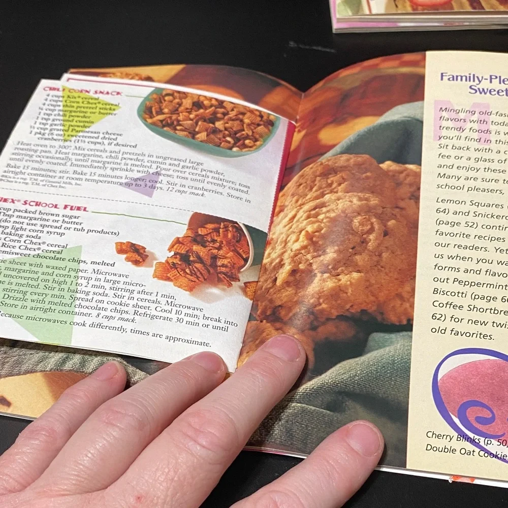 Gold Medal vintage 4 piece magazine recipe cookbook Set